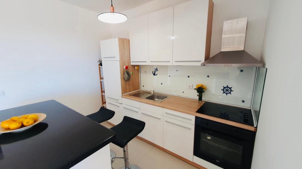 Apartman Petar Ražanac Eksteriør bilde