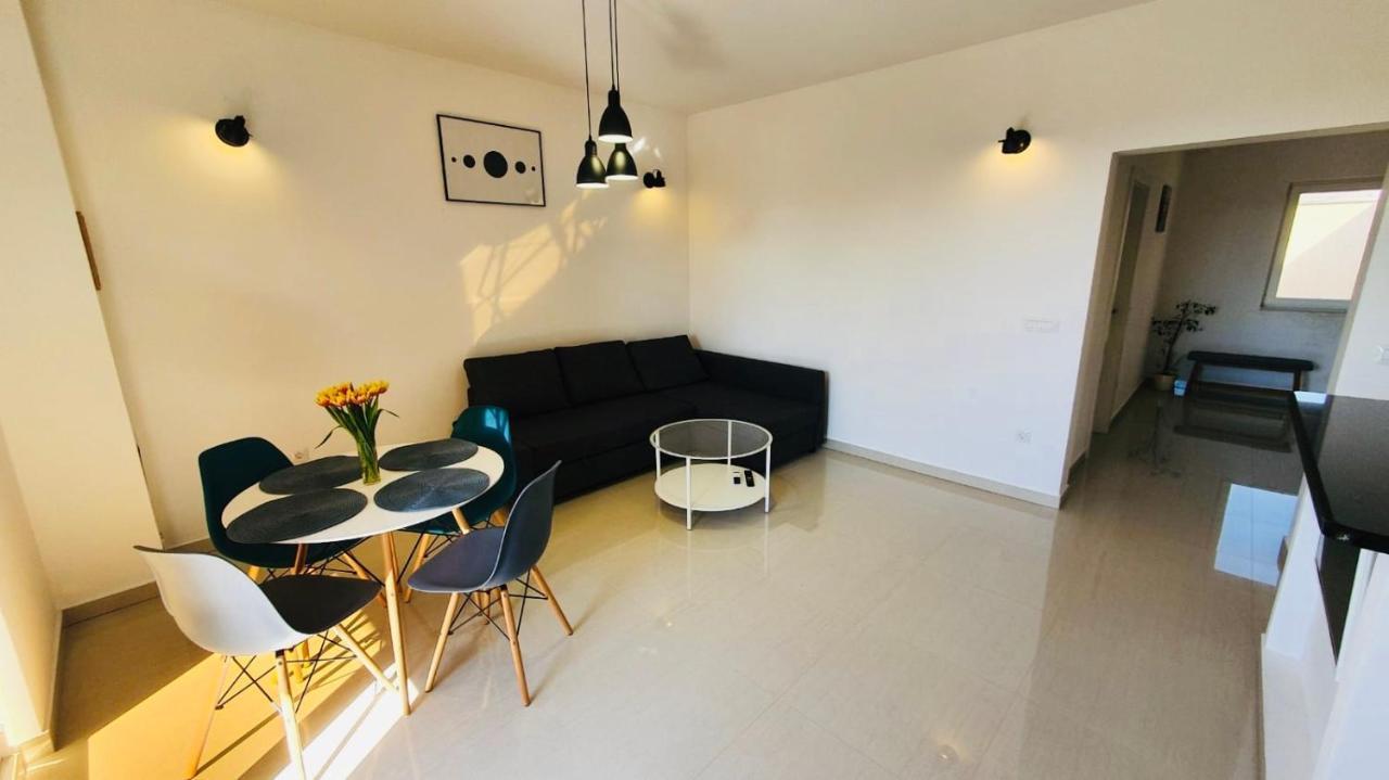 Apartman Petar Ražanac Eksteriør bilde