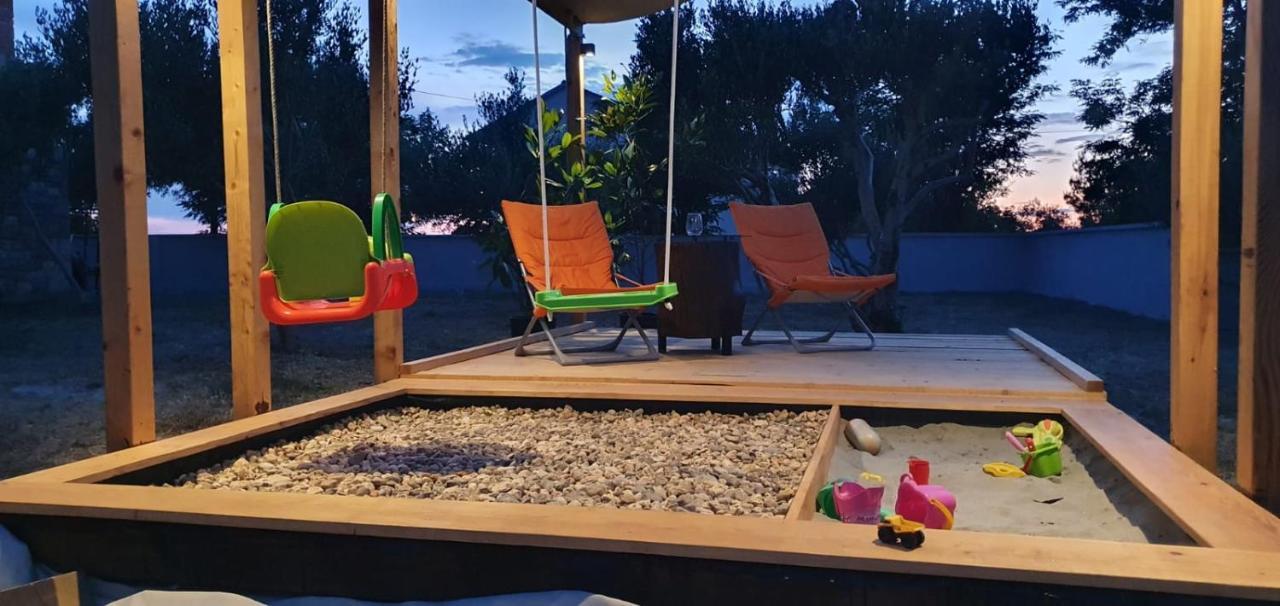 Apartman Petar Ražanac Eksteriør bilde