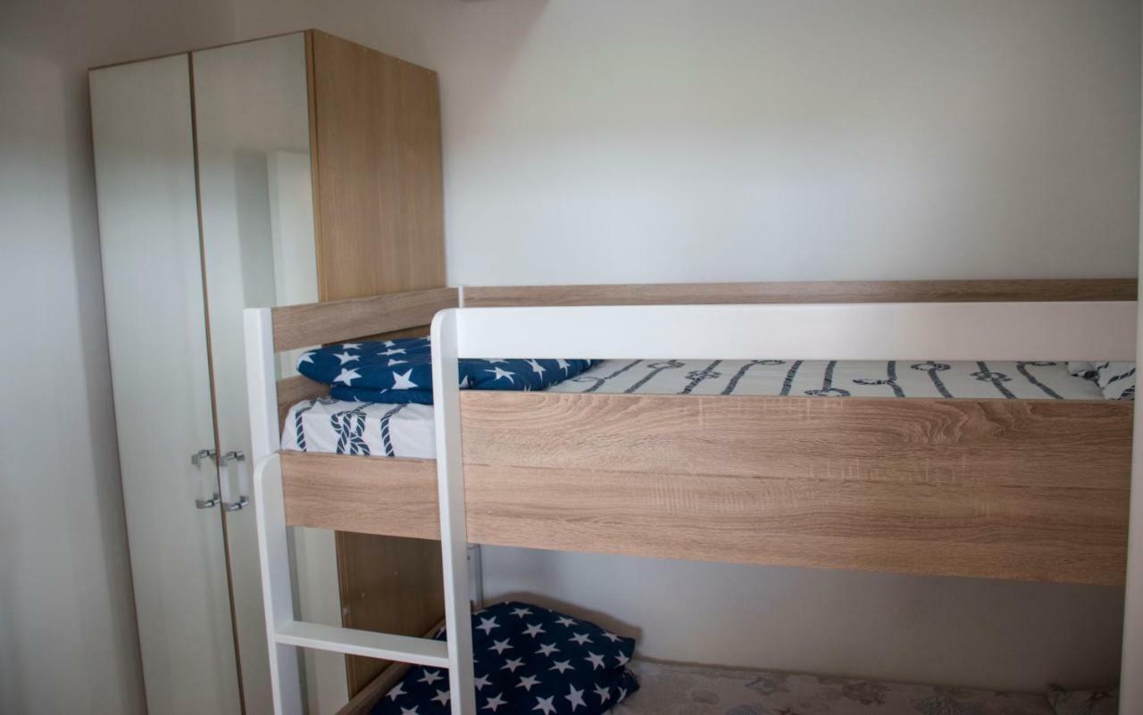 Apartman Petar Ražanac Eksteriør bilde